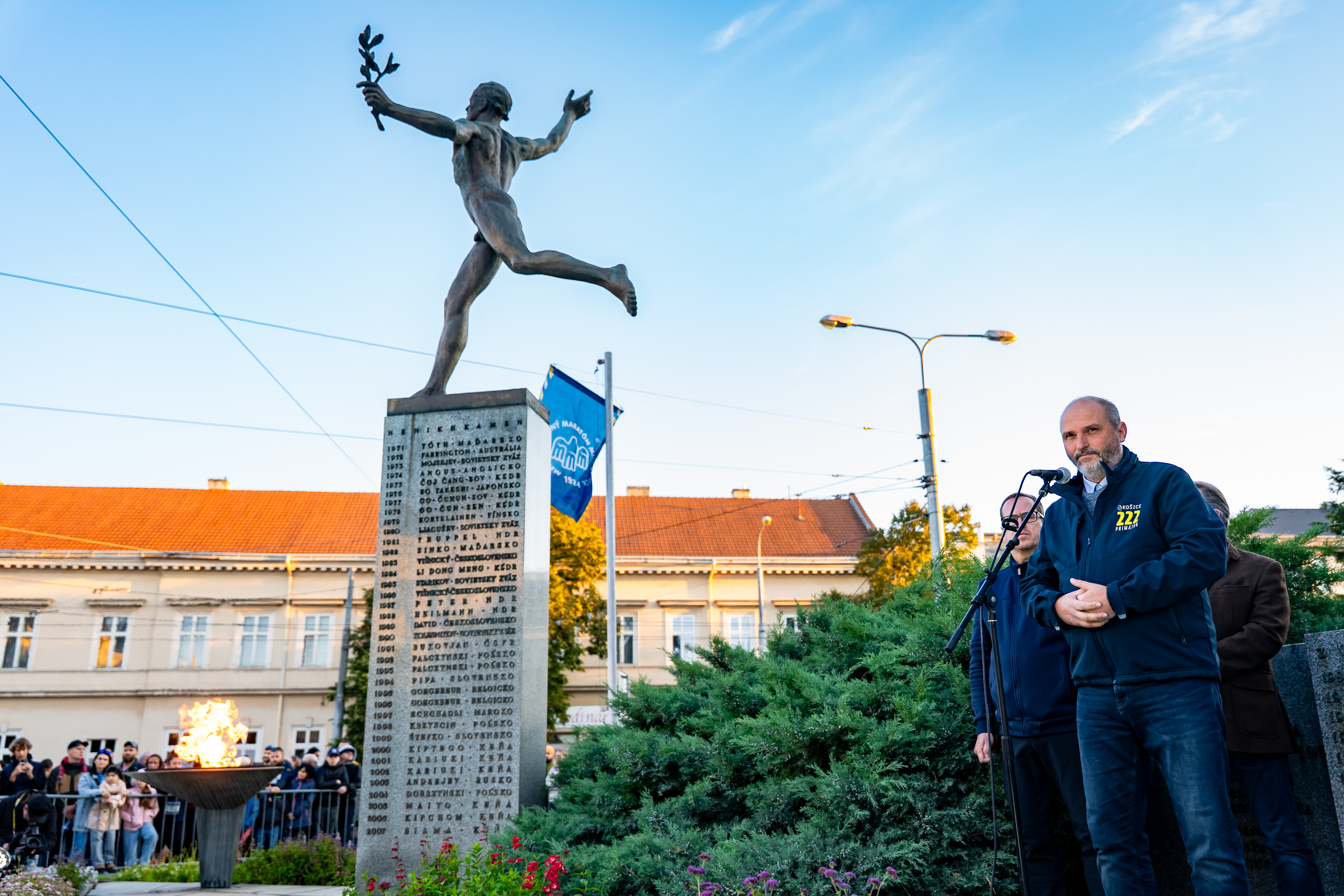 Slavnostne zapalenie Maratonskeho ohna -46